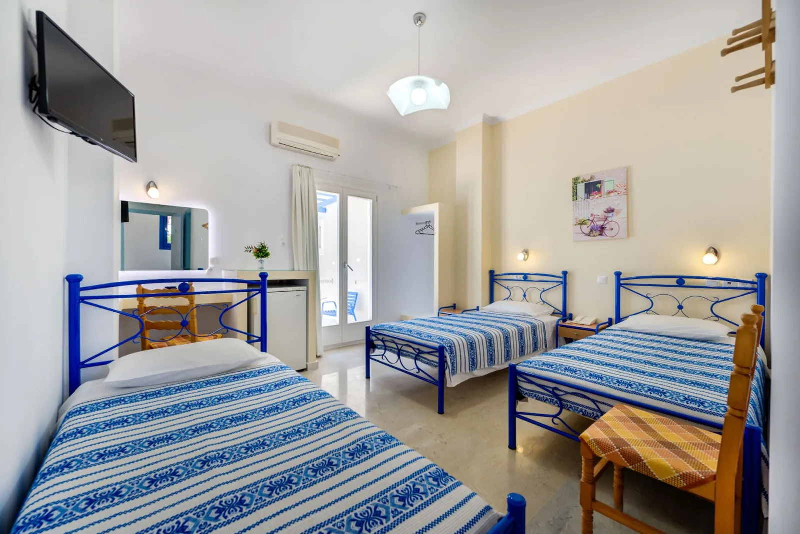 Triple Room