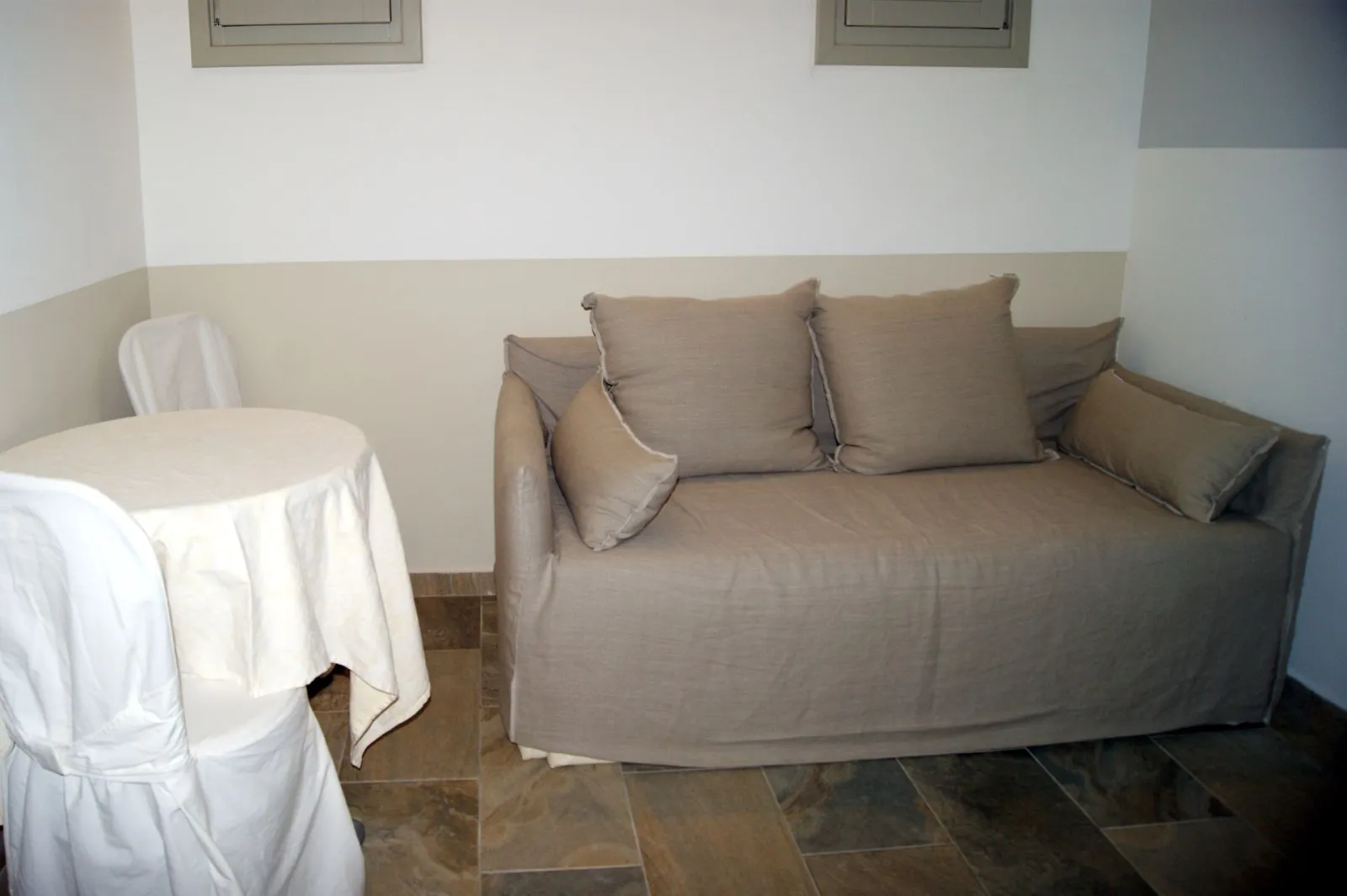 COCOMAT  Semi-ground Double Room