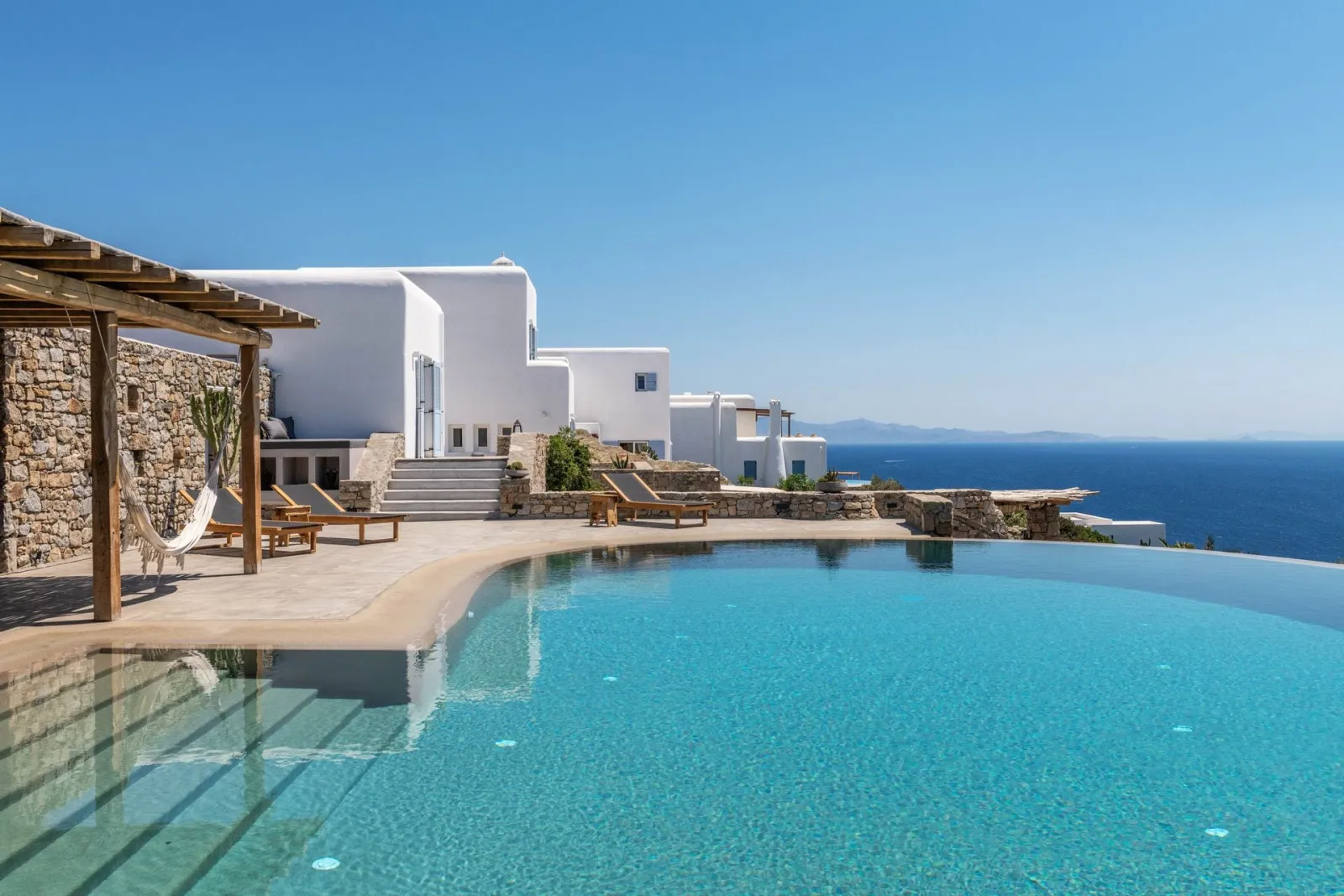 Enalio Villa