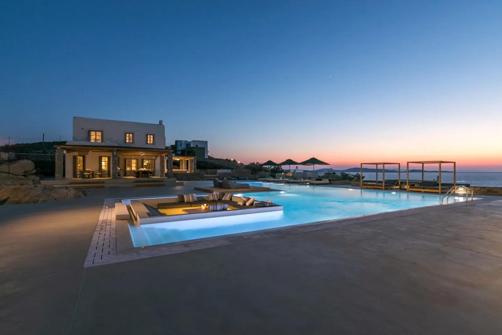 Alba Villa