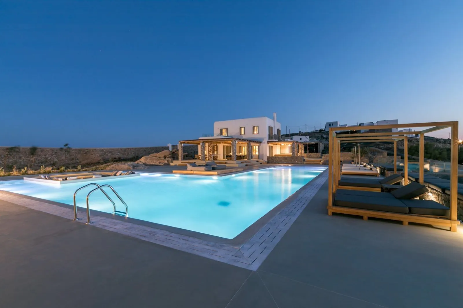 Alba Villa