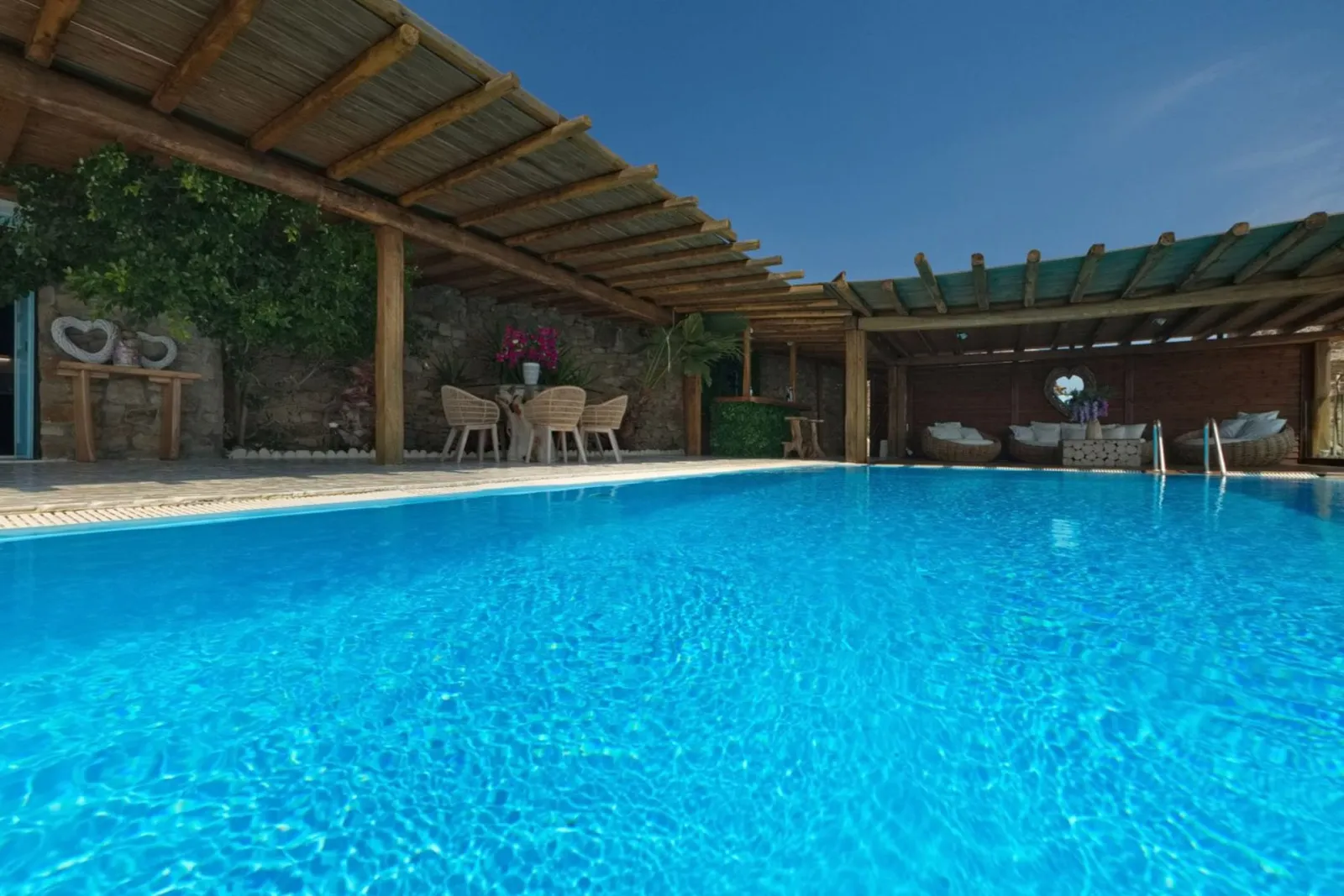 Atalanta Villa