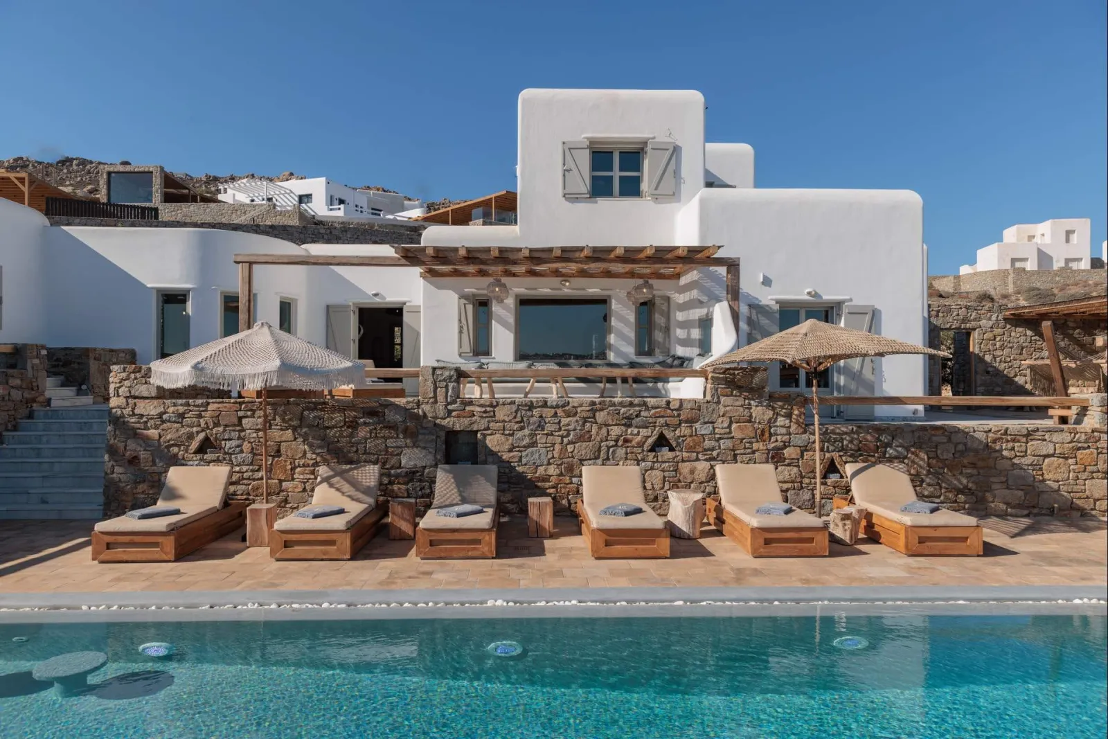 Swan Villa