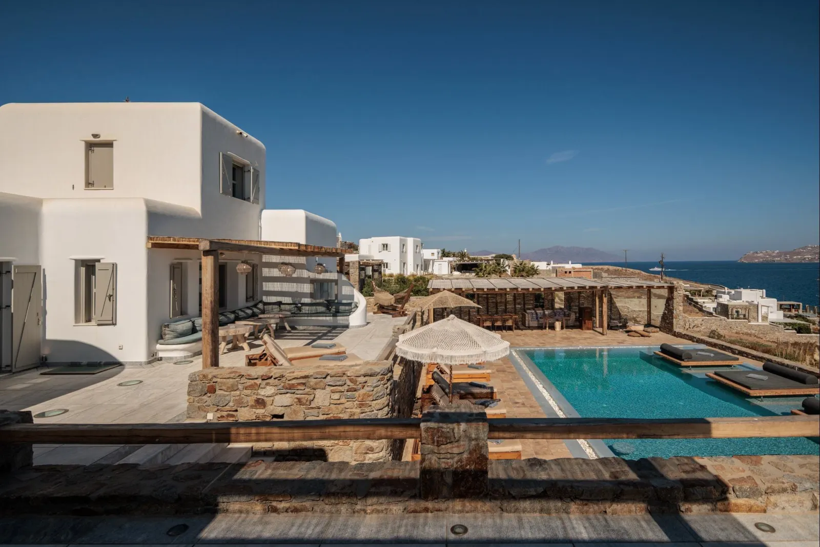 Swan Villa