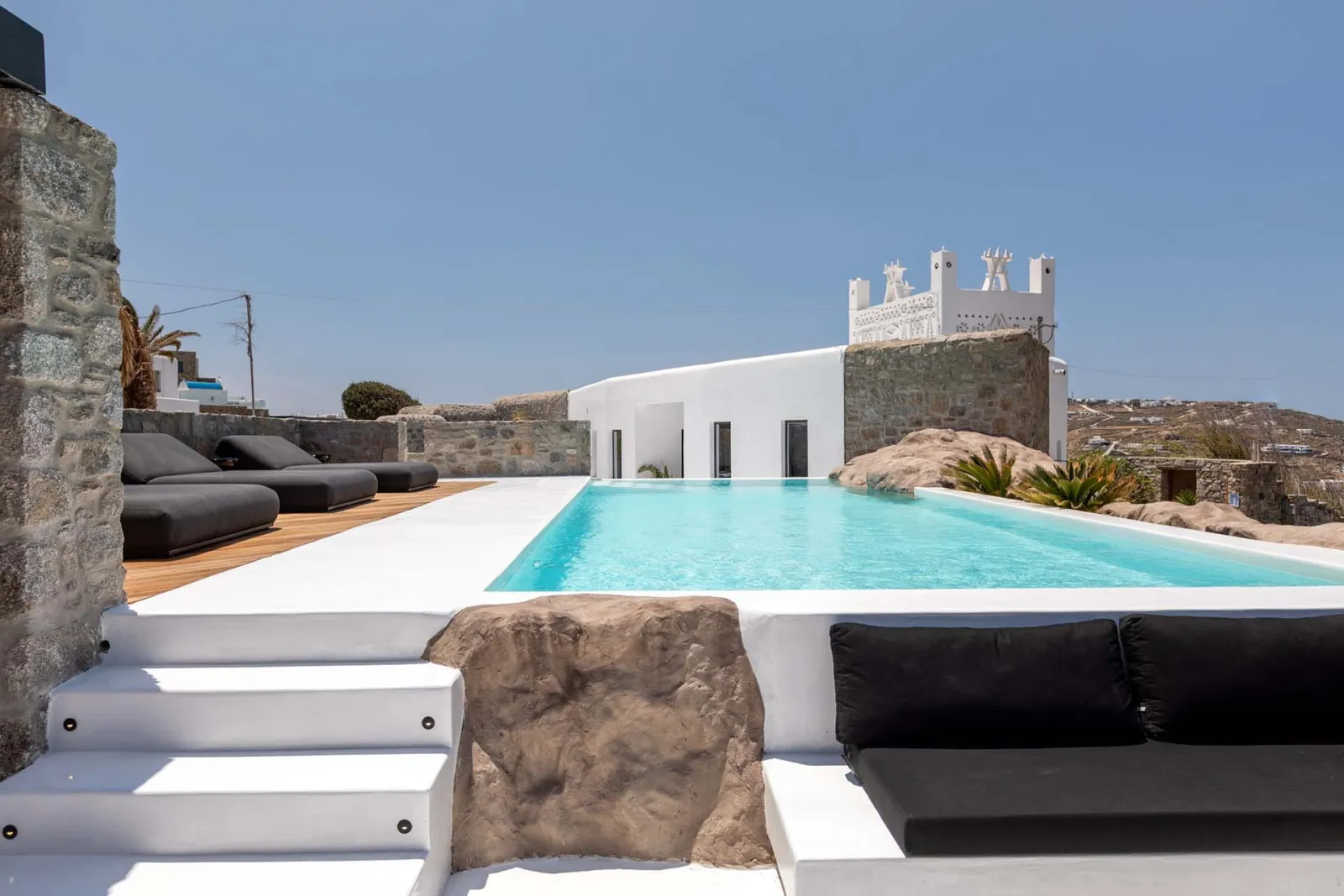 Aquamarine Villa