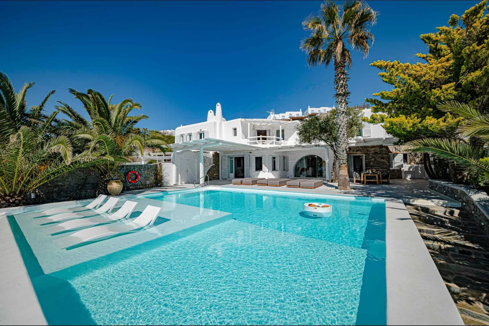 Nysa Villa
