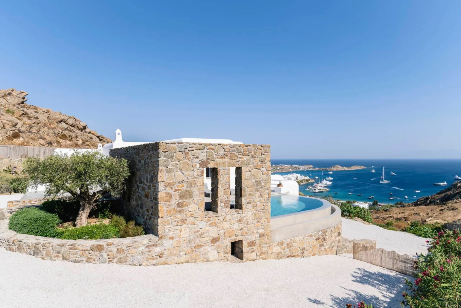 Cinnamon Villa