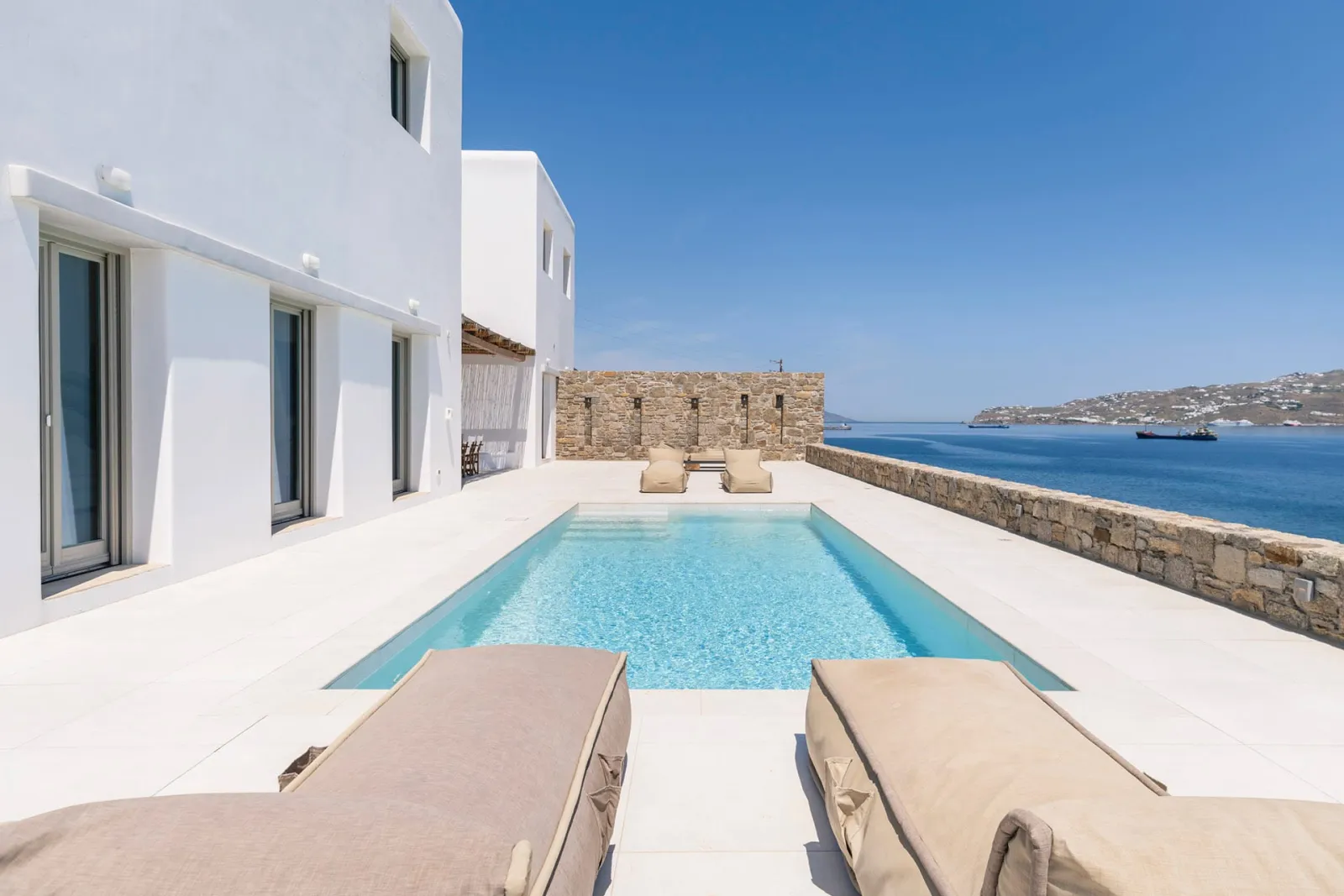Lyrielle Villa