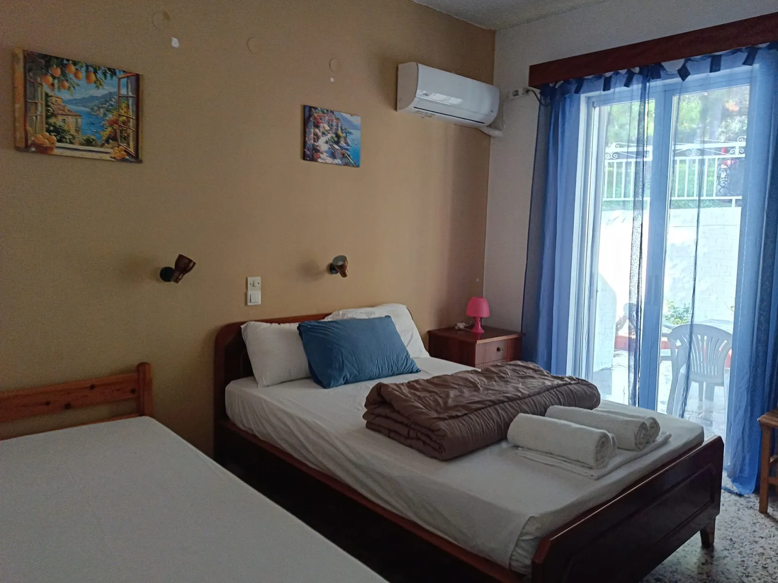 Economy One-Bedroom Apartment 