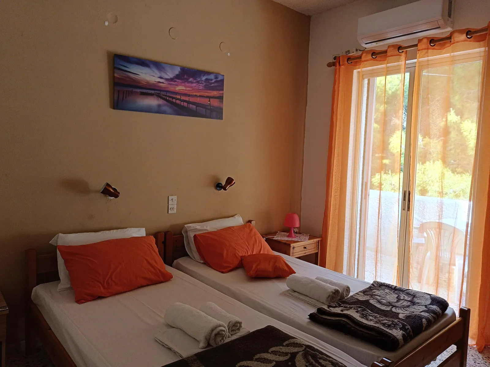 Economy One-Bedroom Apartment 