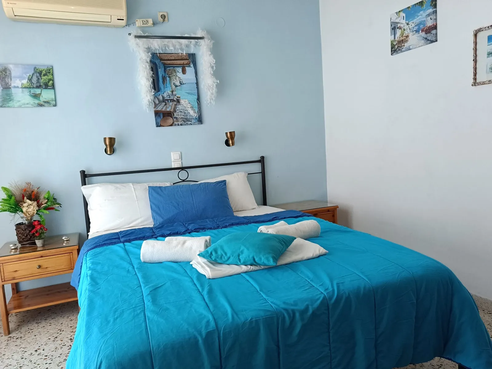 Sea View One-Bedroom  Apartment