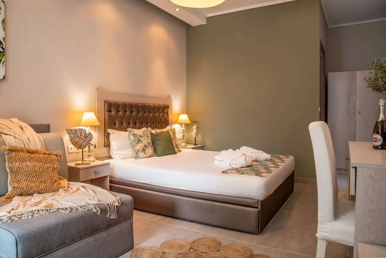 Junior Suite Garden View Room | Aqua Mare Hotel