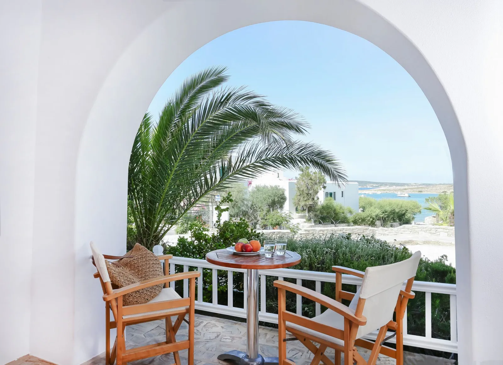 Junior Suite with Front View Garden 2 guests