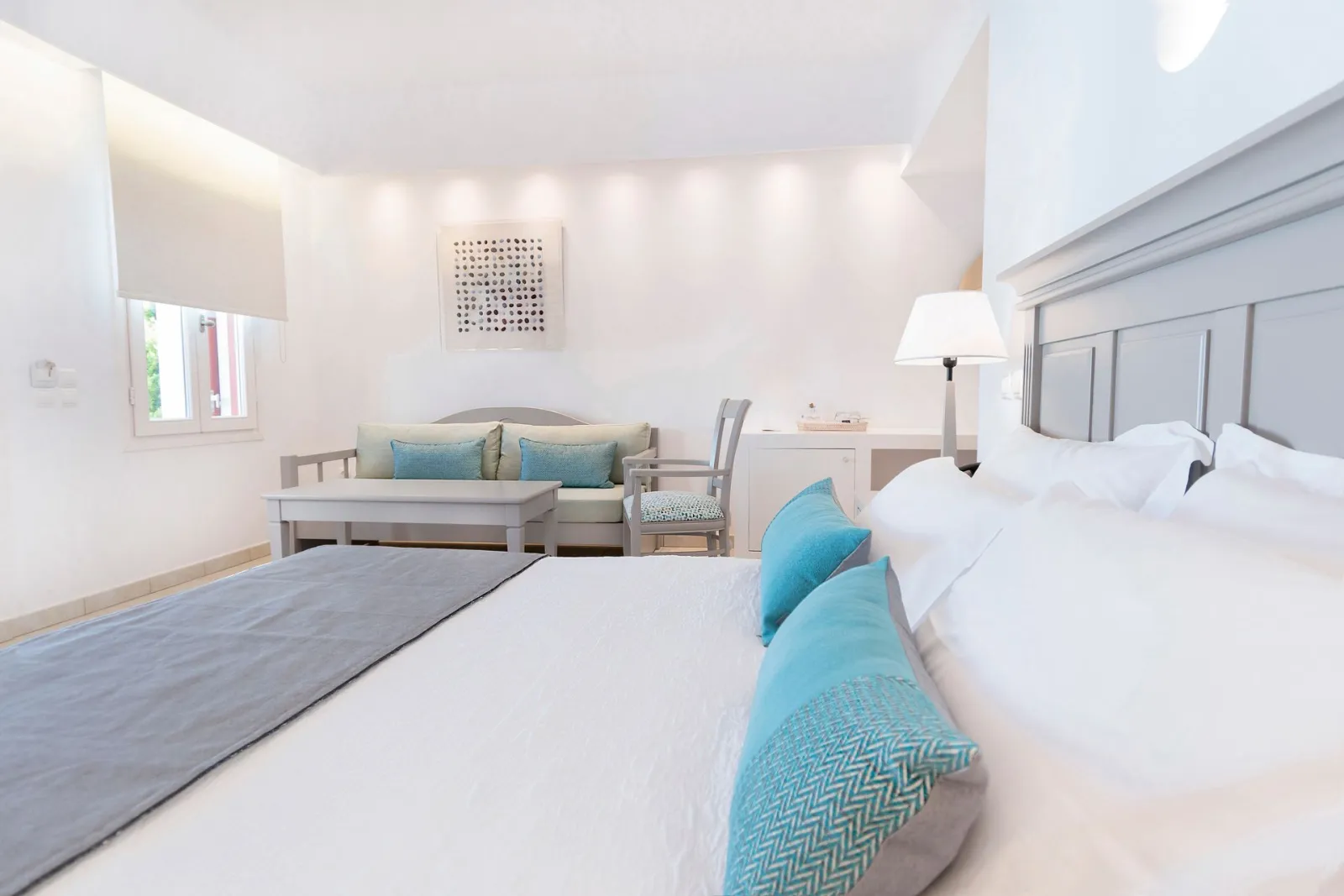 Junior Suite with Pool View 2 guests