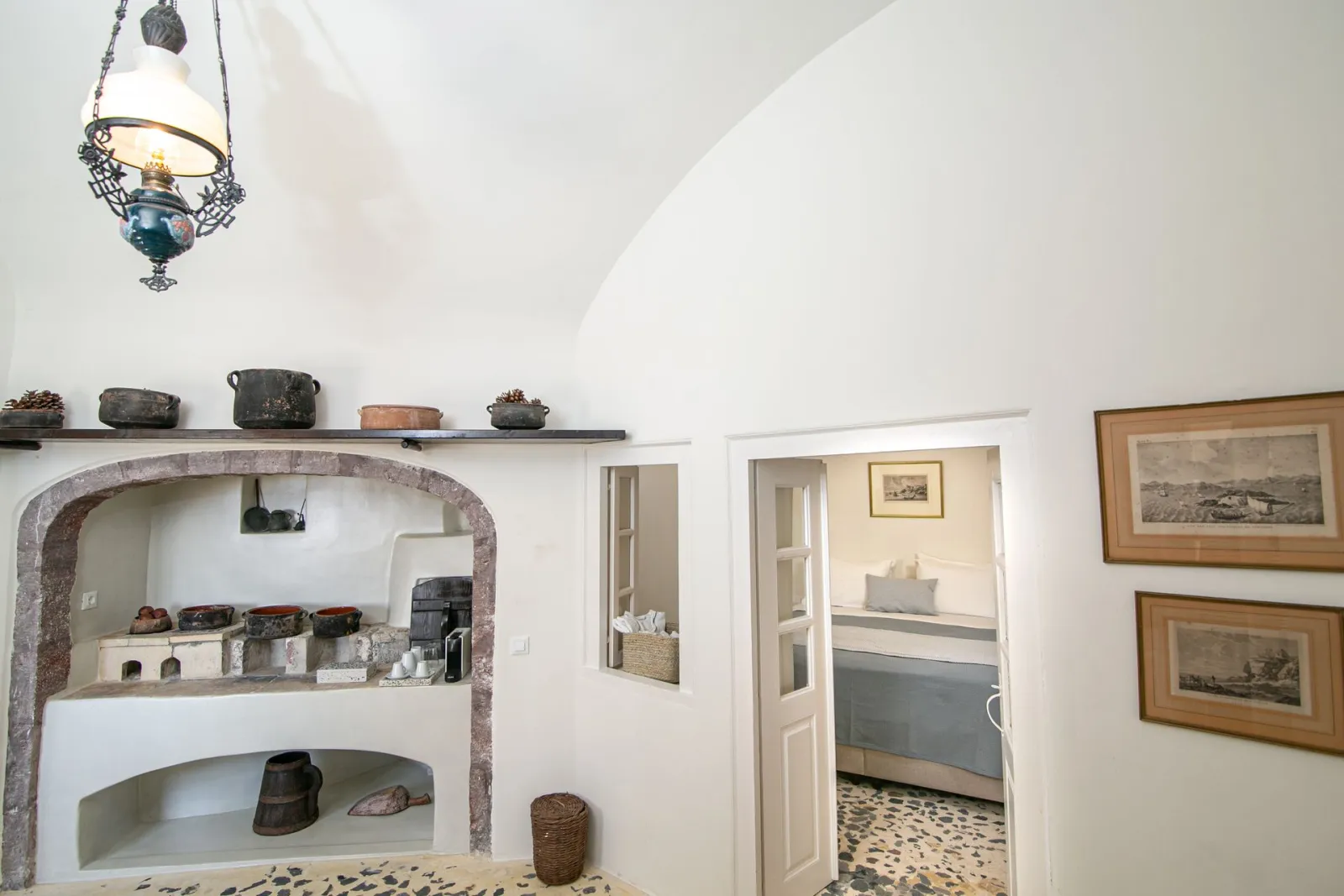 Two Bedroom Villa With Indoor &amp; Outdoor Hot Tub [Mariniou]