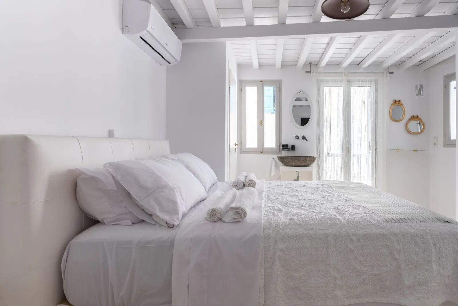 Chora Maisonette