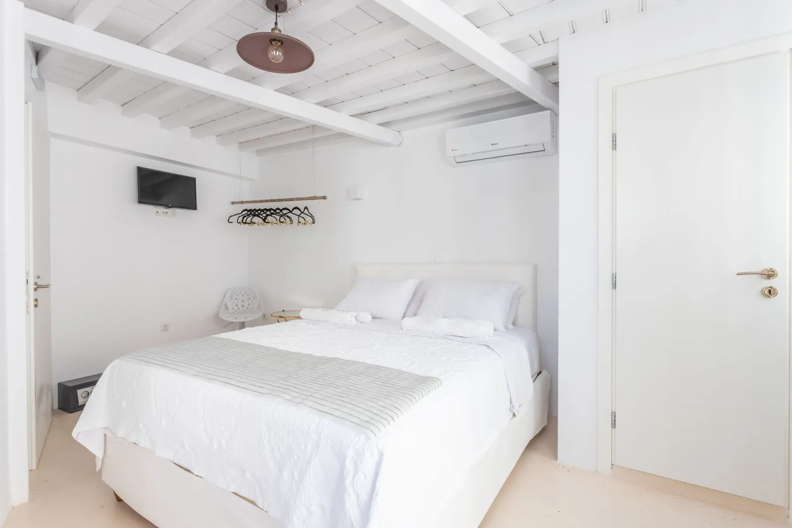 Chora Maisonette
