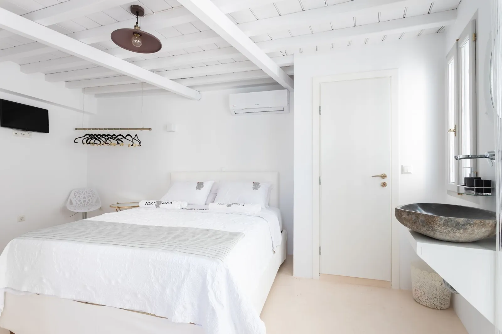 Chora Maisonette