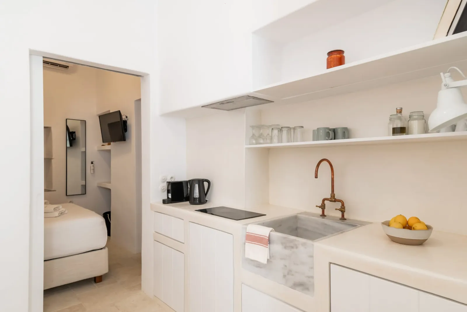 White Alley Luxury Suite