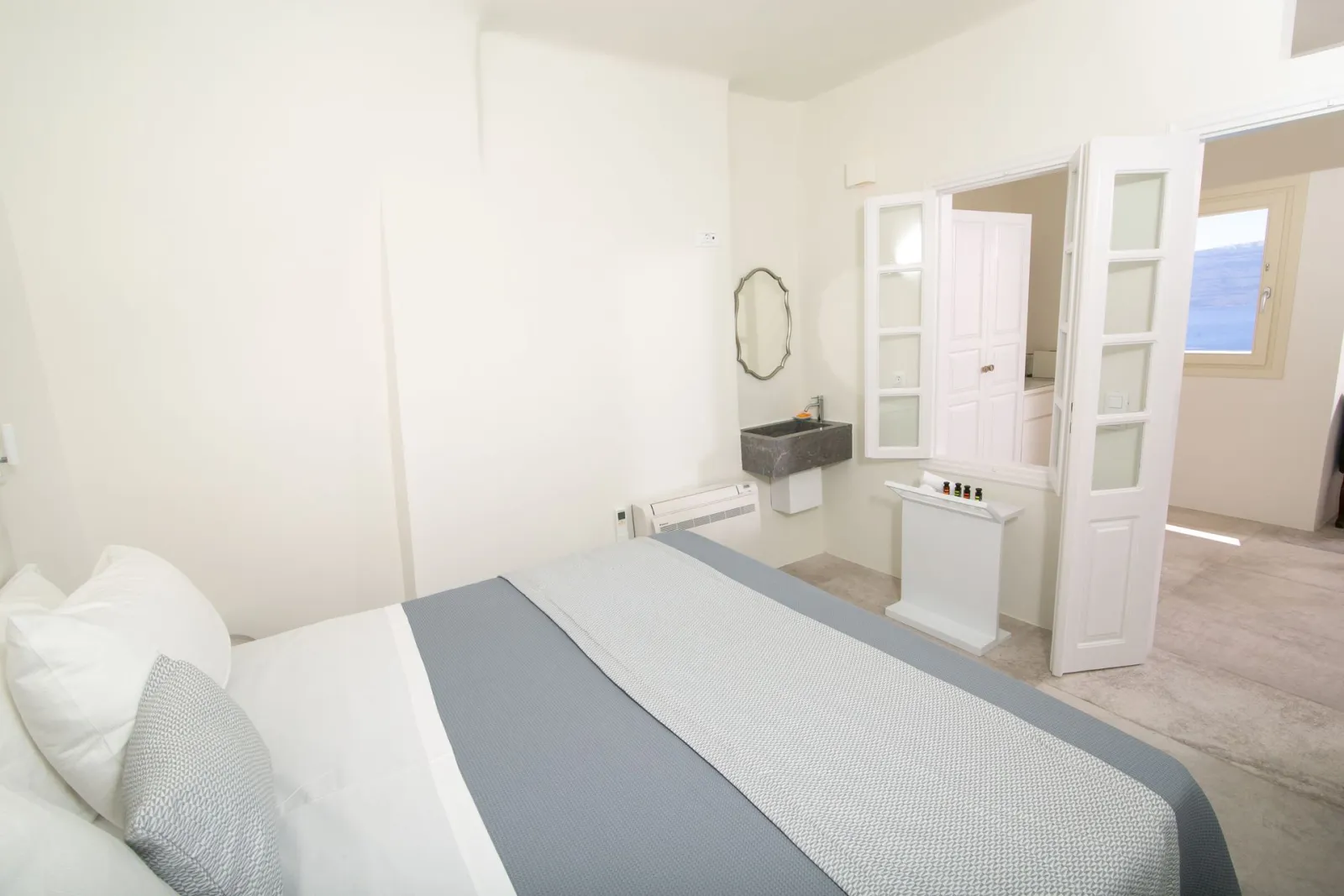 Two Bedroom Villa with Outdoor Hot Tub [Spyros | Demi]