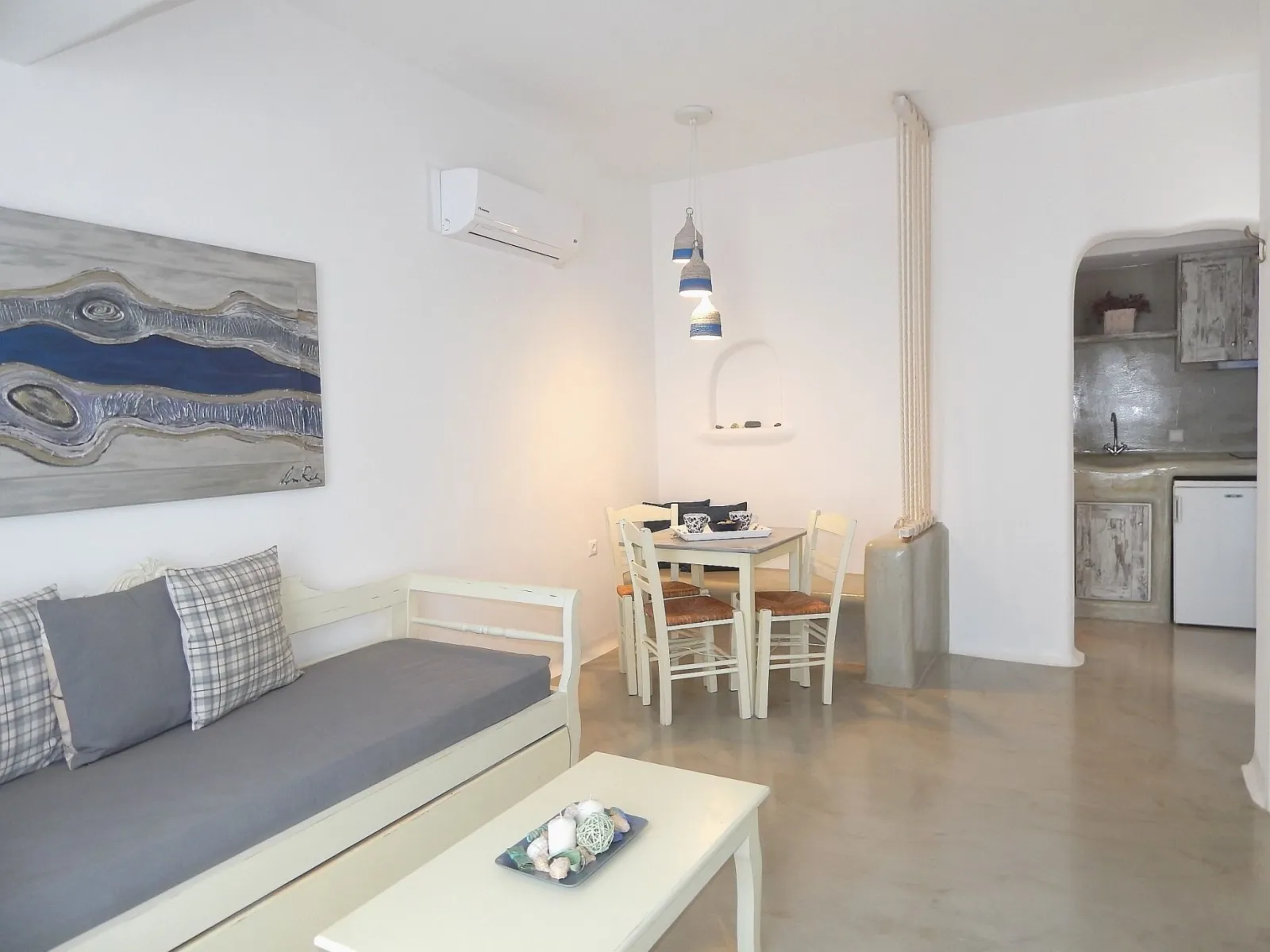 Deluxe One Bedroom Apartment
