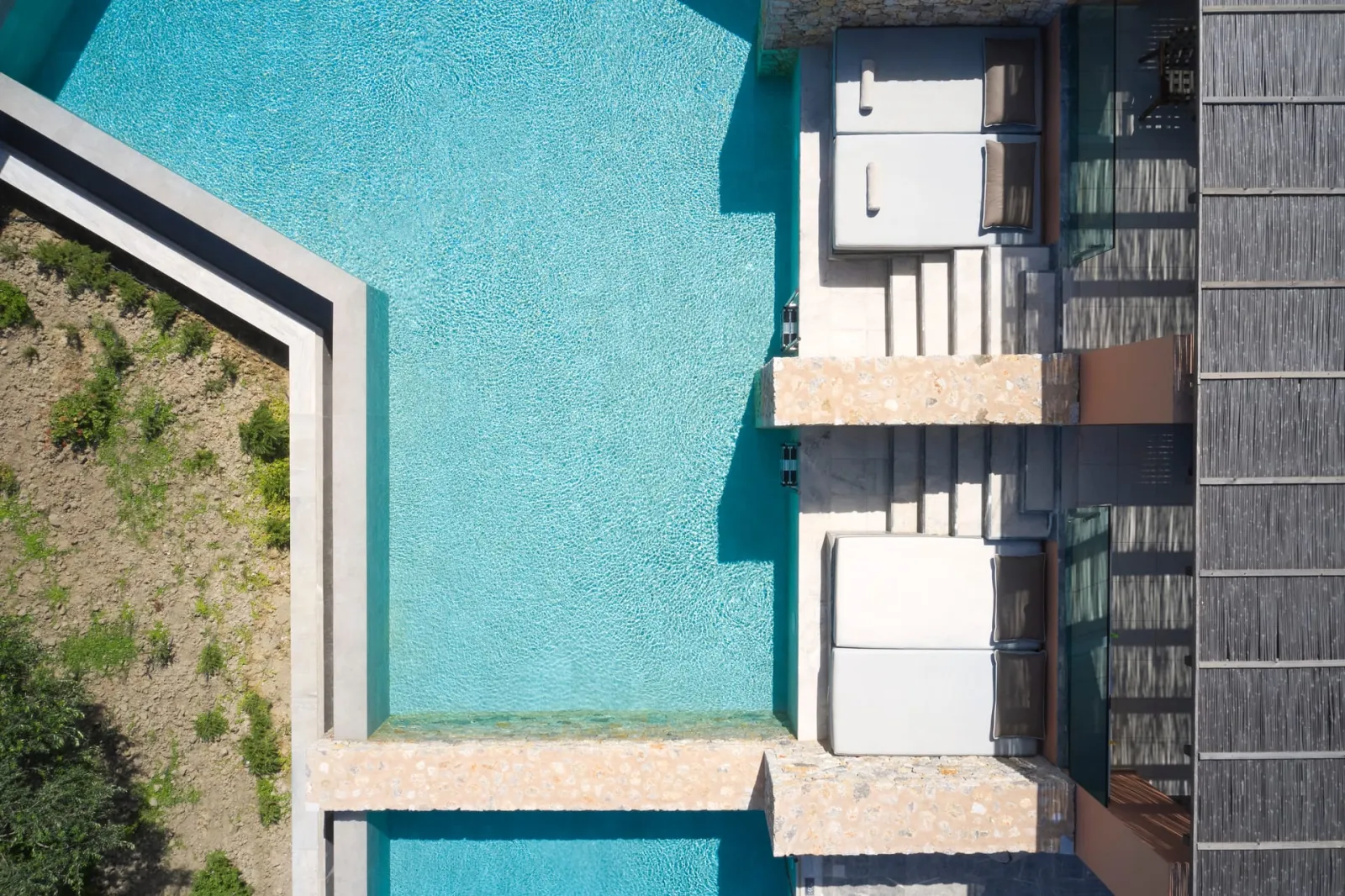 Twin / Double Room Swim Up Inland View