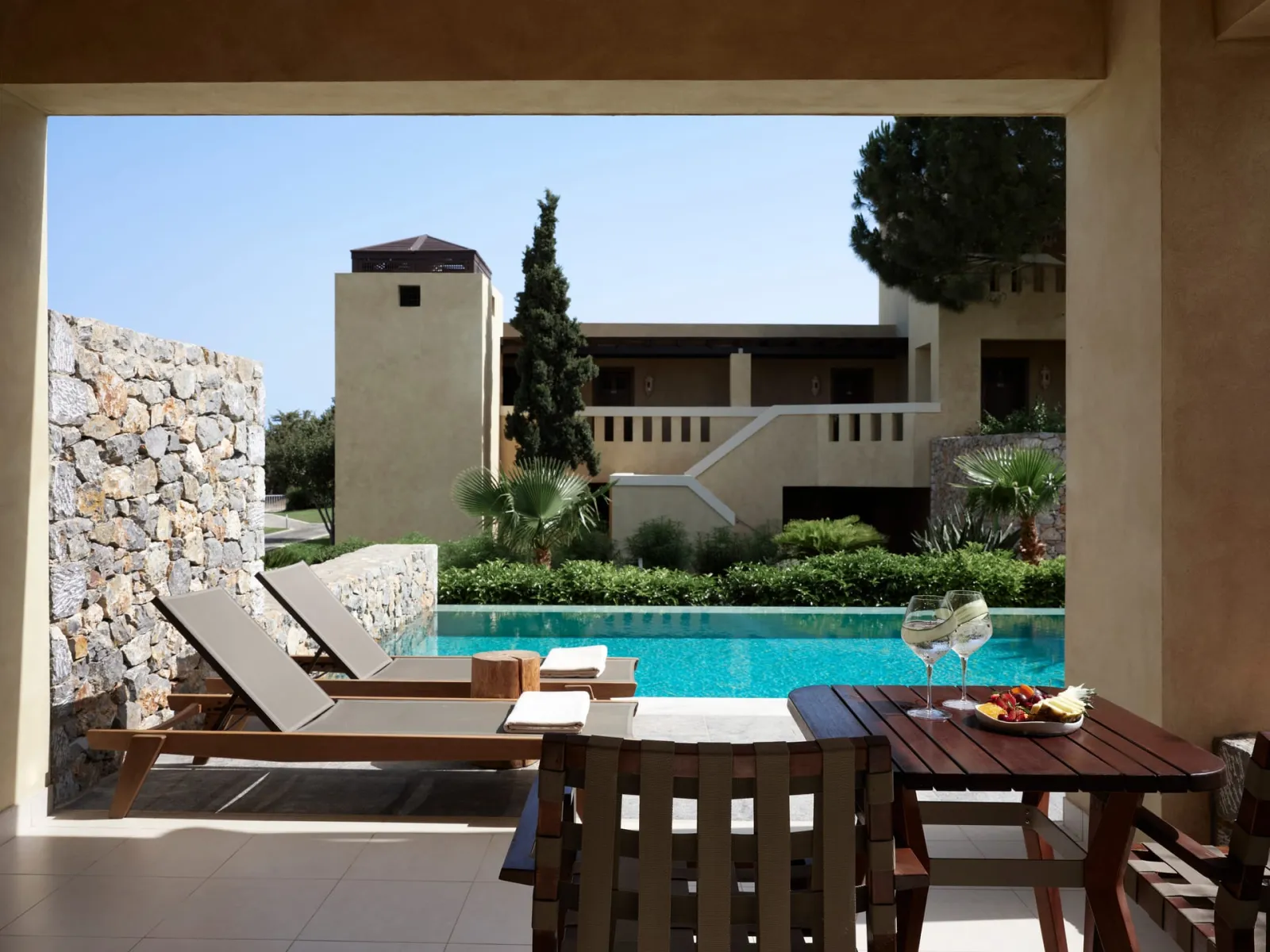 Twin / Double Room Private Pool Inland View