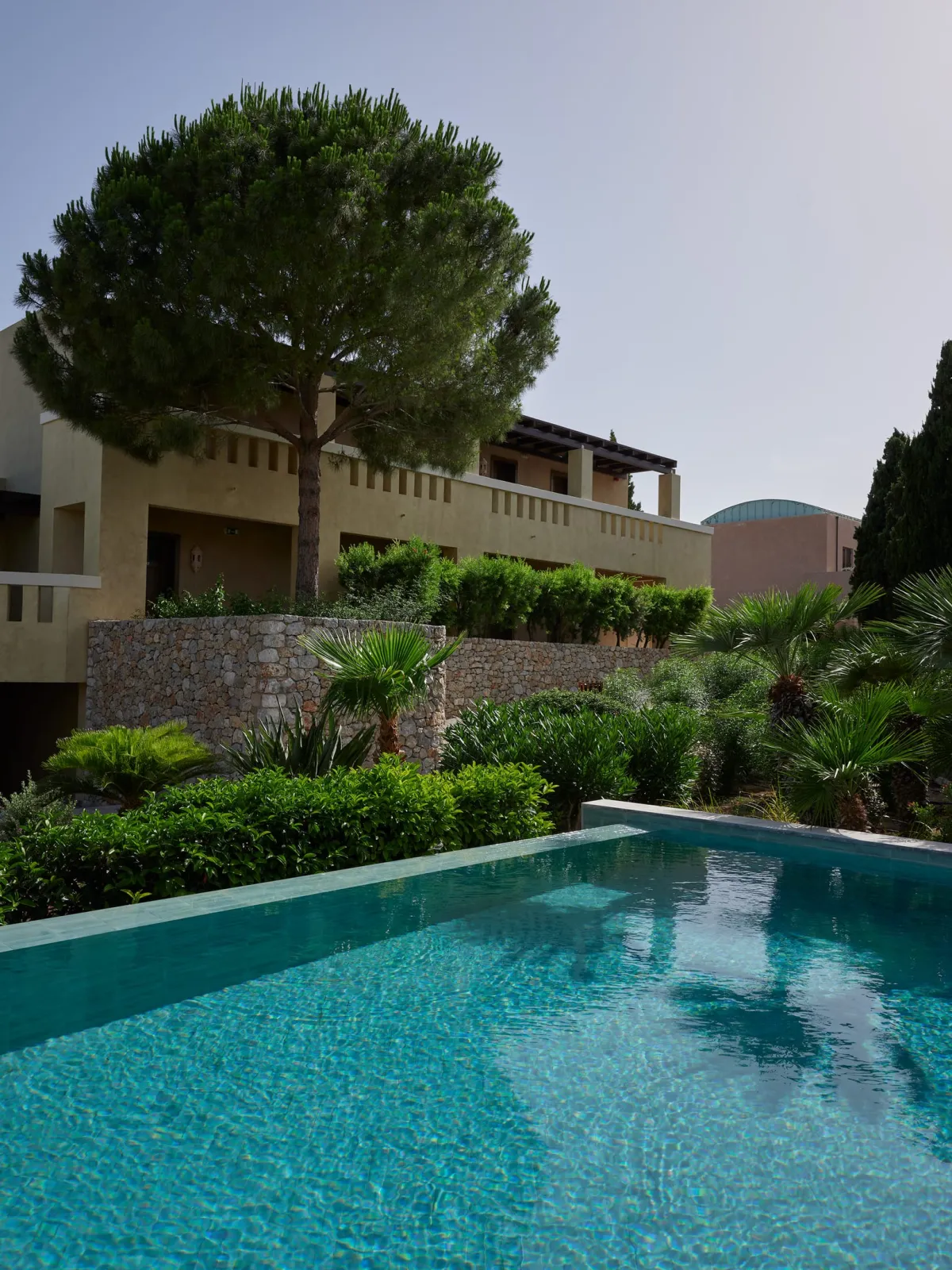 Twin / Double Room with Plunge Private Pool Inland View