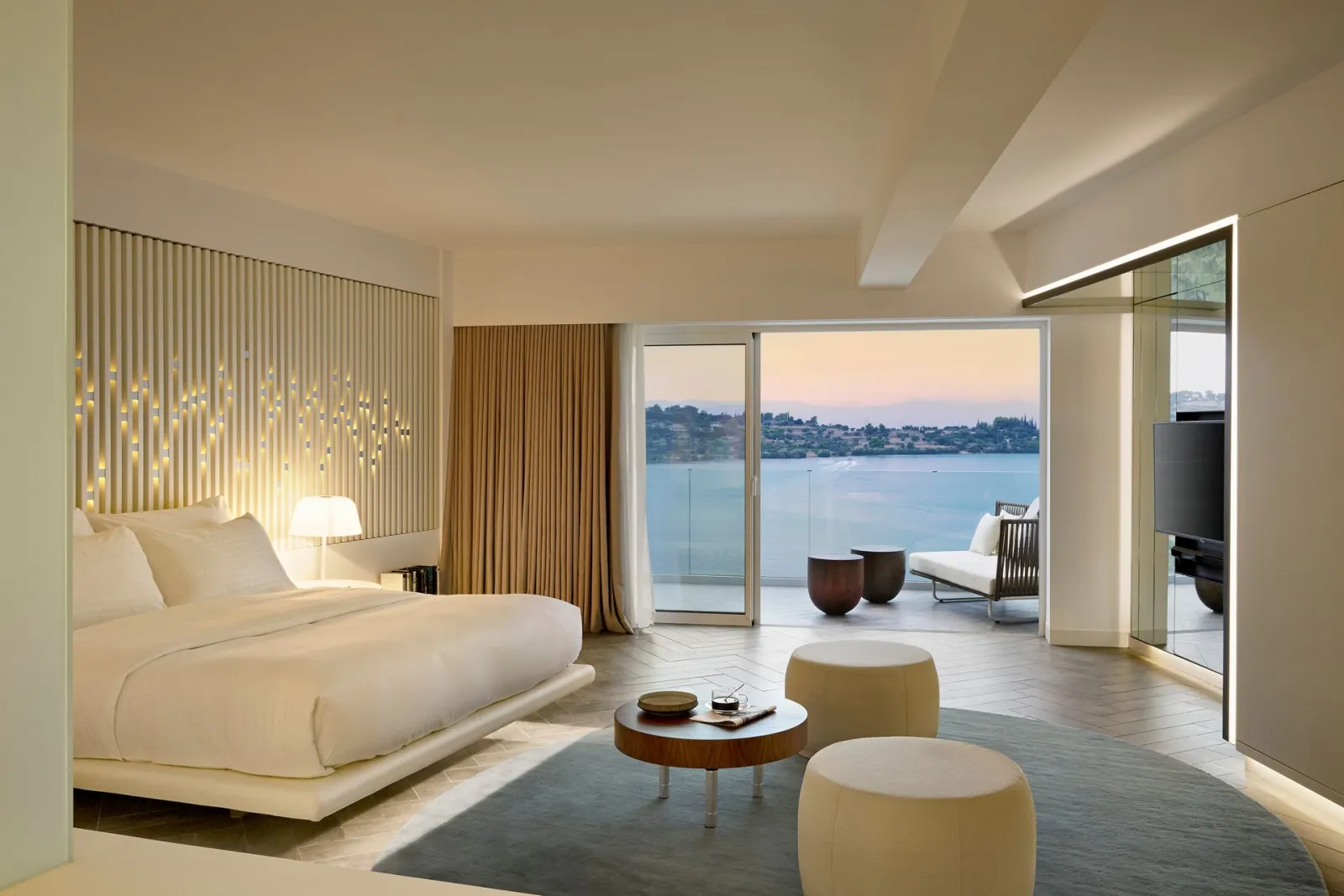 Signature Suite with Sea View
