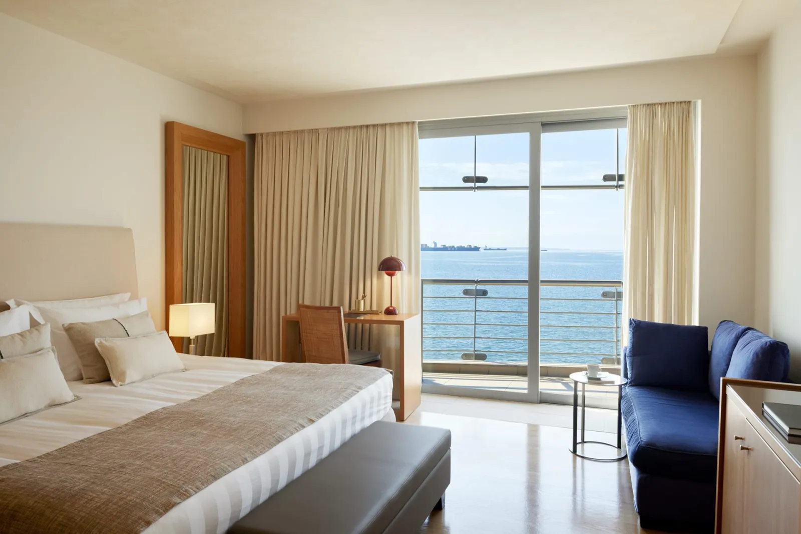 Executive Room - Sea View [32-36 m²]