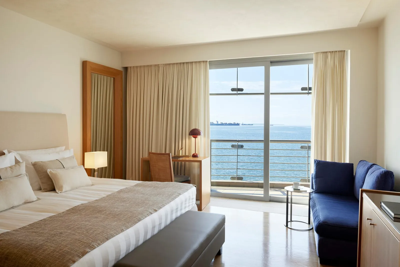 Executive Room Sea View 32-36m²