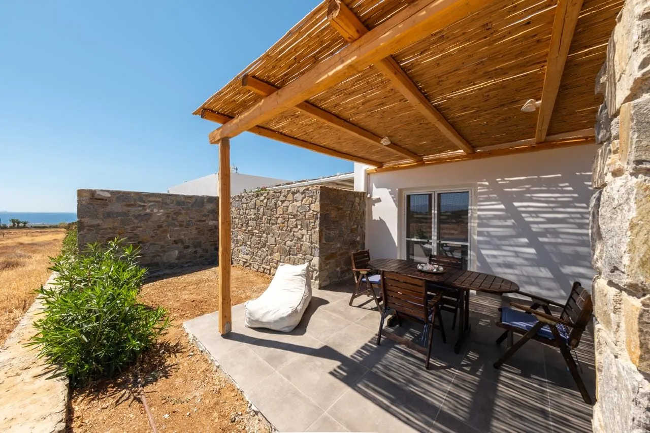 Cycladic Breeze Studio with Sea View &amp; Plunge Pool