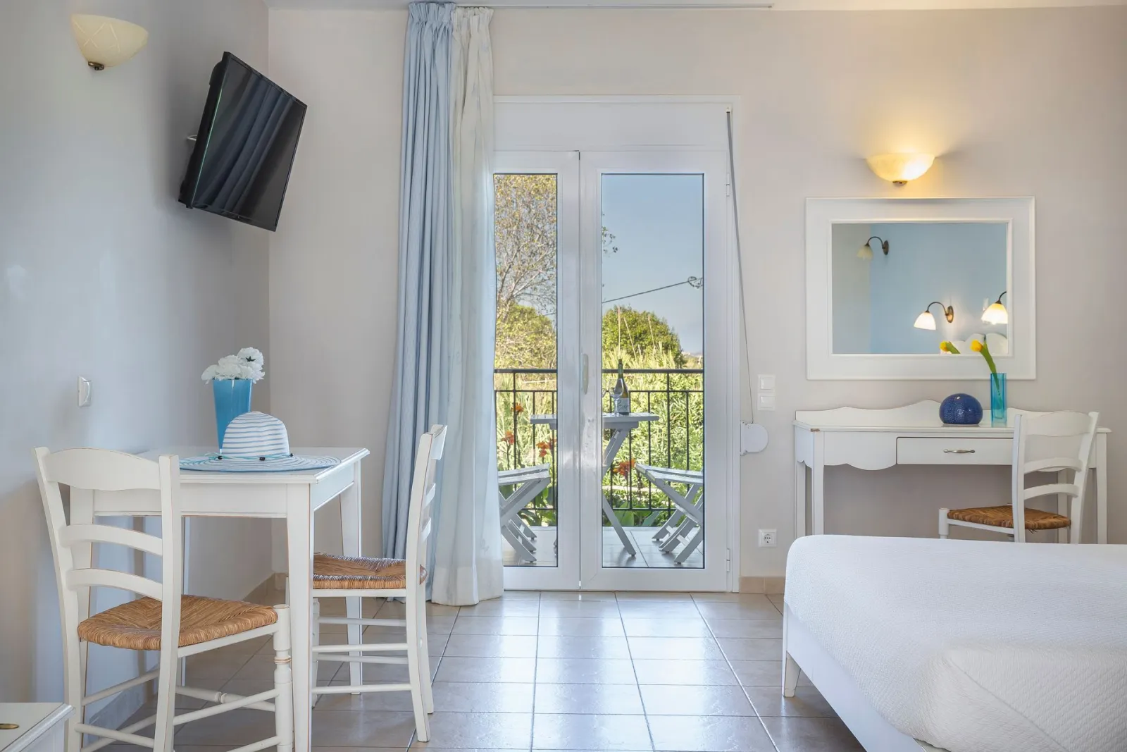 JUNIOR SUITE - Family room