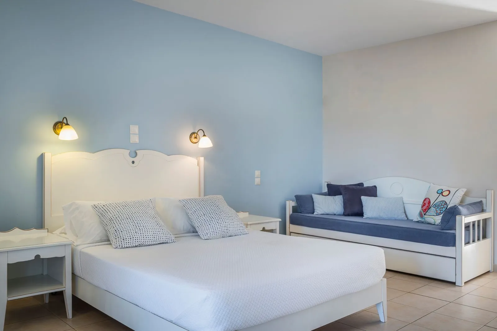 JUNIOR SUITE - Family room