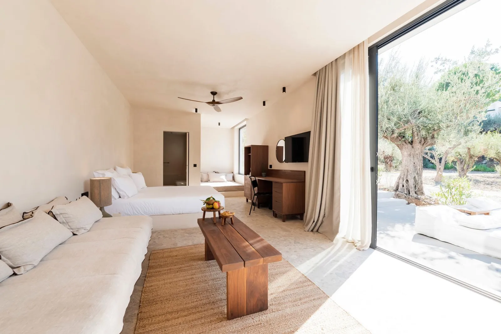 'Olive' Suite with Private Pool