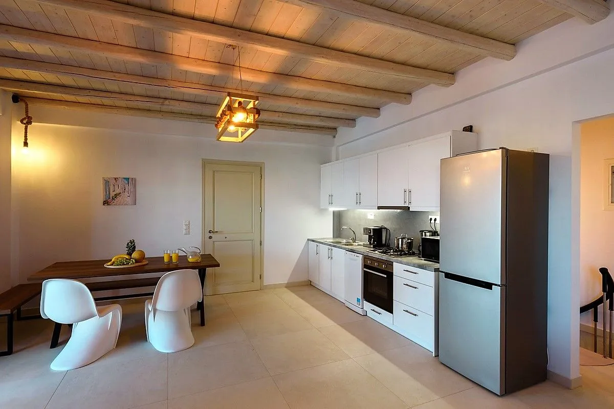 Cycladic Breeze Complex with Two Pools