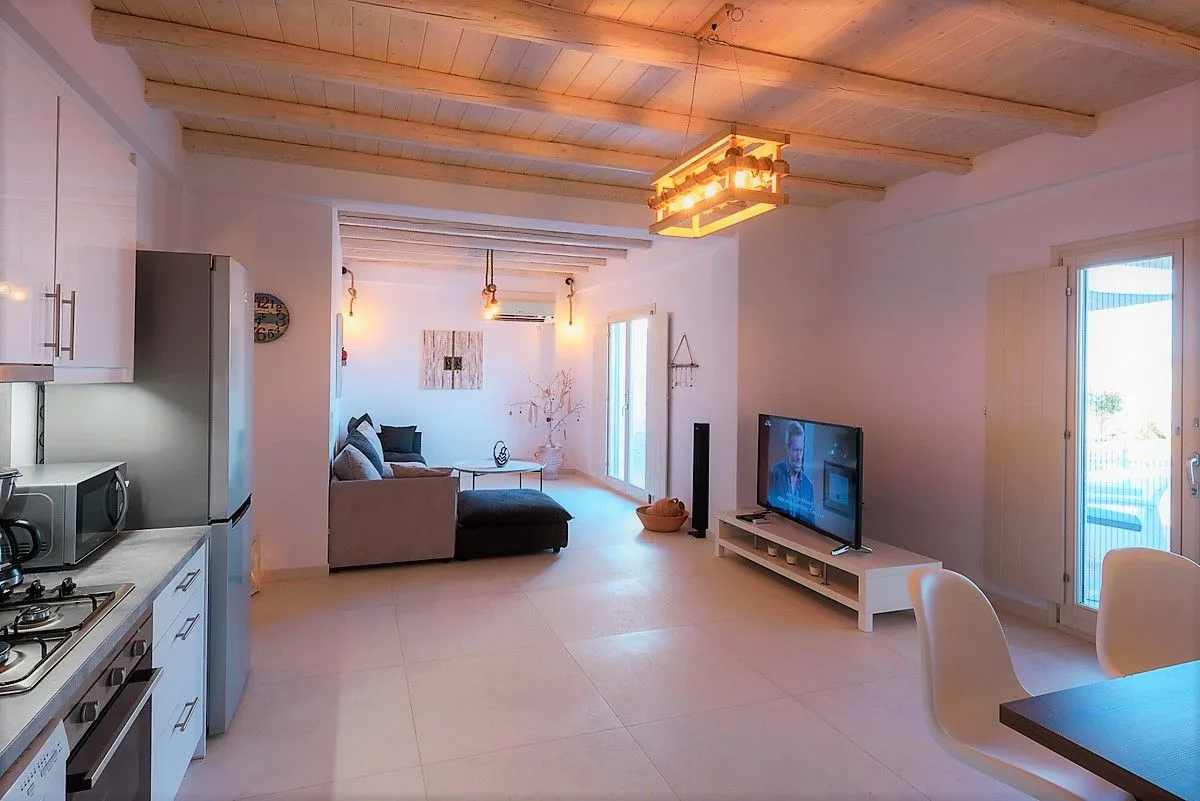 Cycladic Breeze Complex with Two Pools
