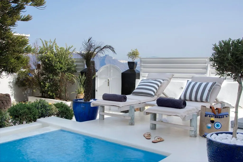 Junior Villa with Outdoor Pool & Panoramic View
