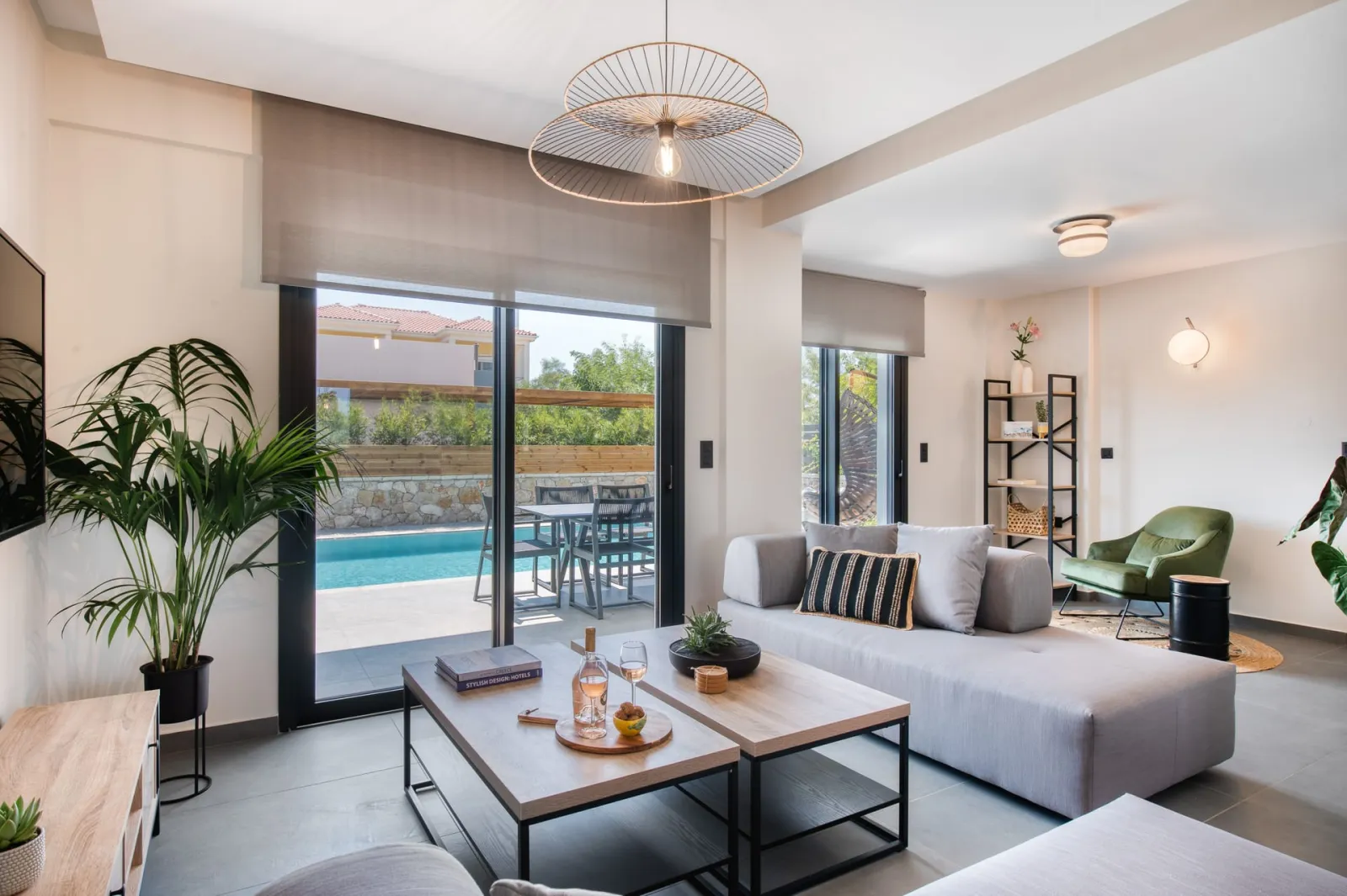 3 Bedroom Premium Maisonette with Swim-Up Pool in the Lemon Garden