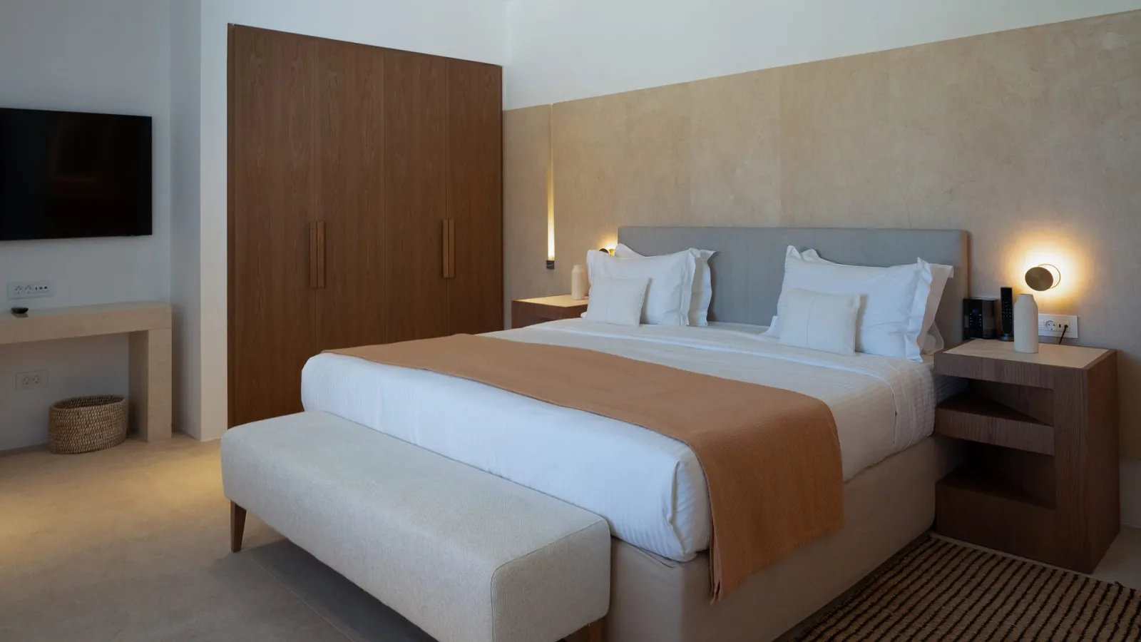 One Bedroom Pool Suite