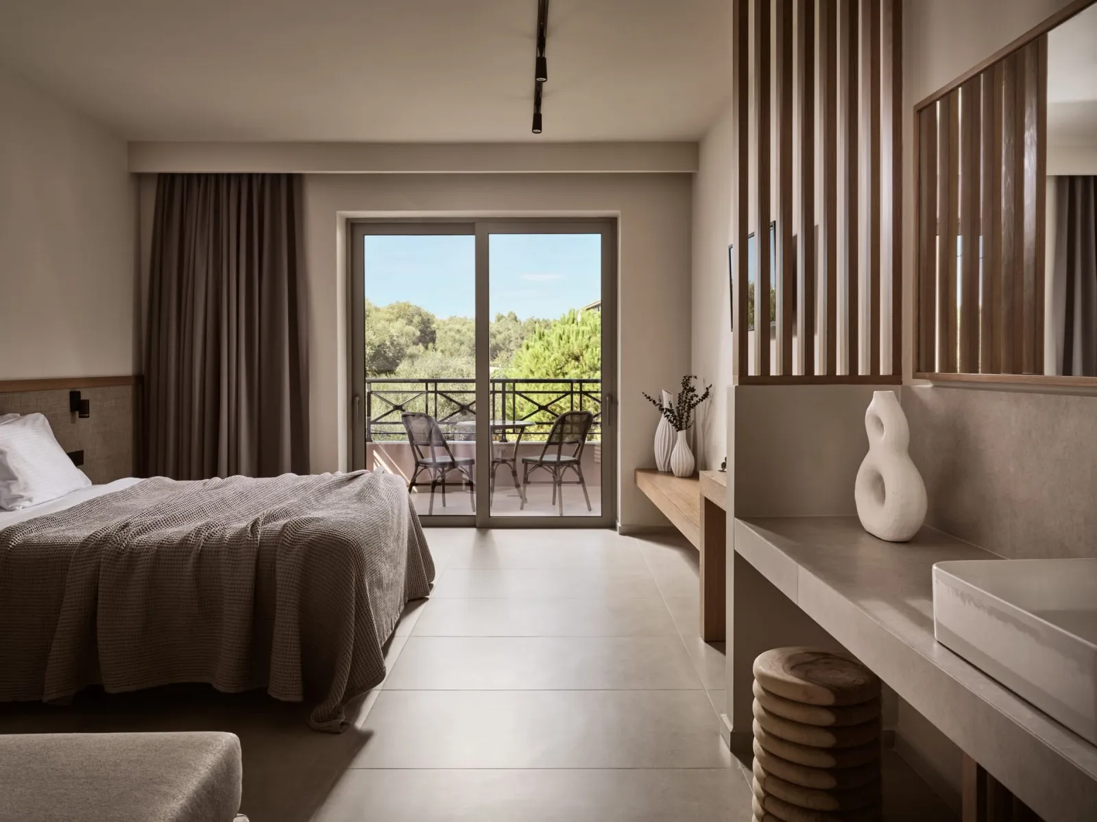 Superior Plus Room