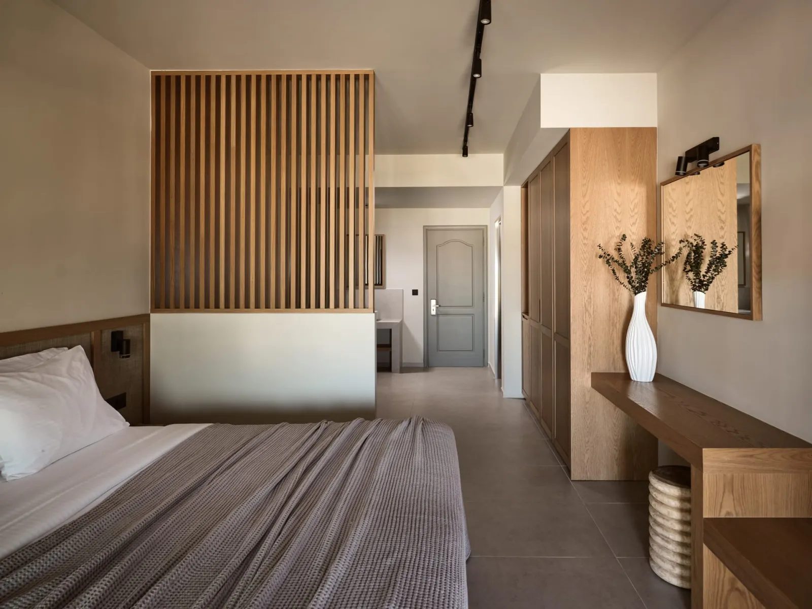 Deluxe Sea View Suite