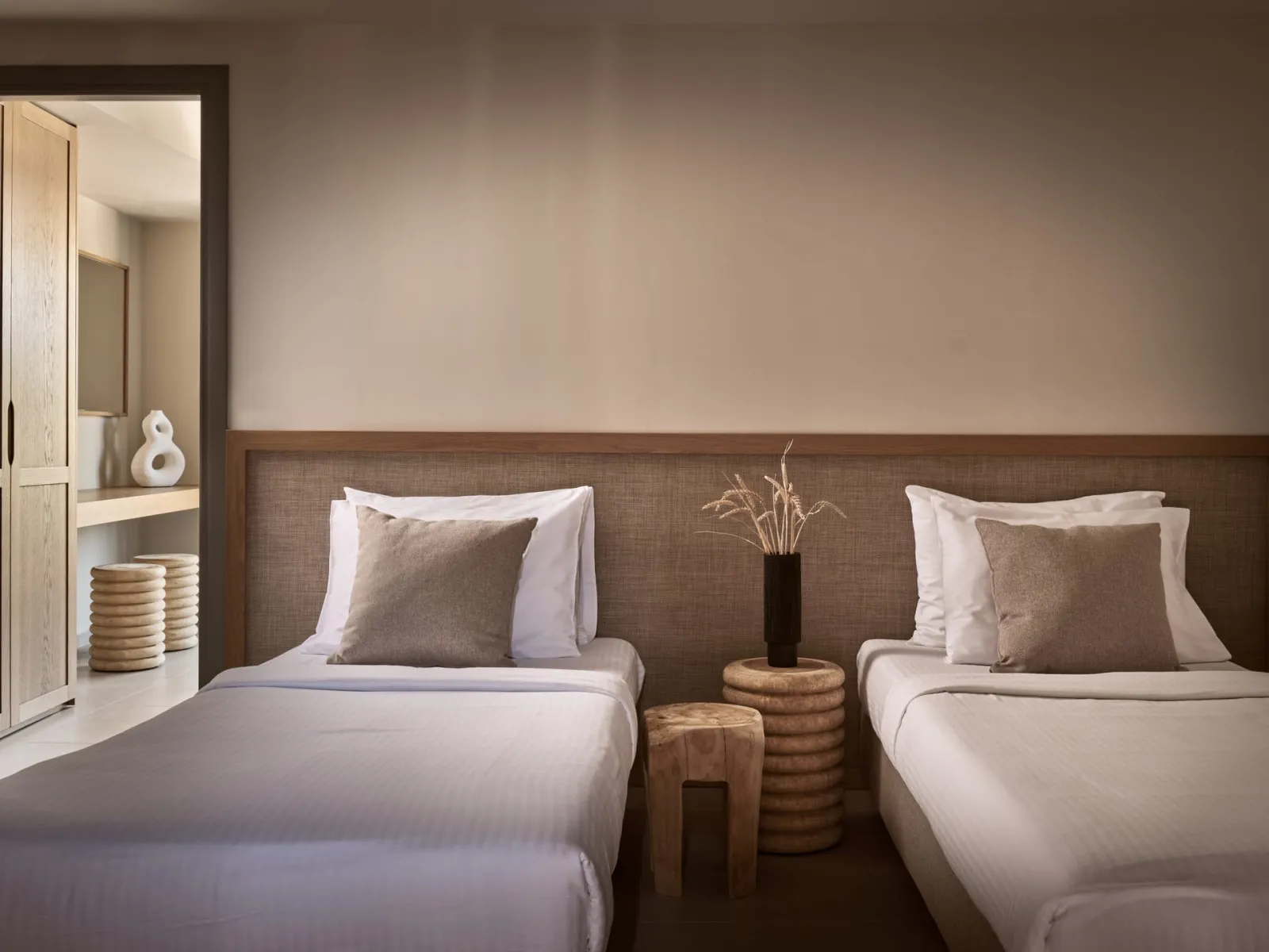 Friends & Family Sea View Suite