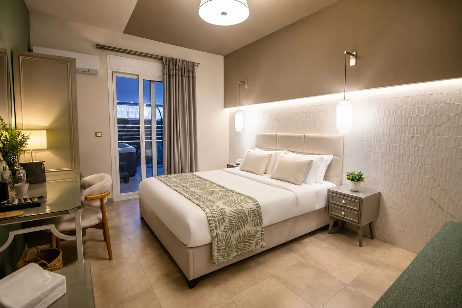 Junior Suite with Jacuzzi