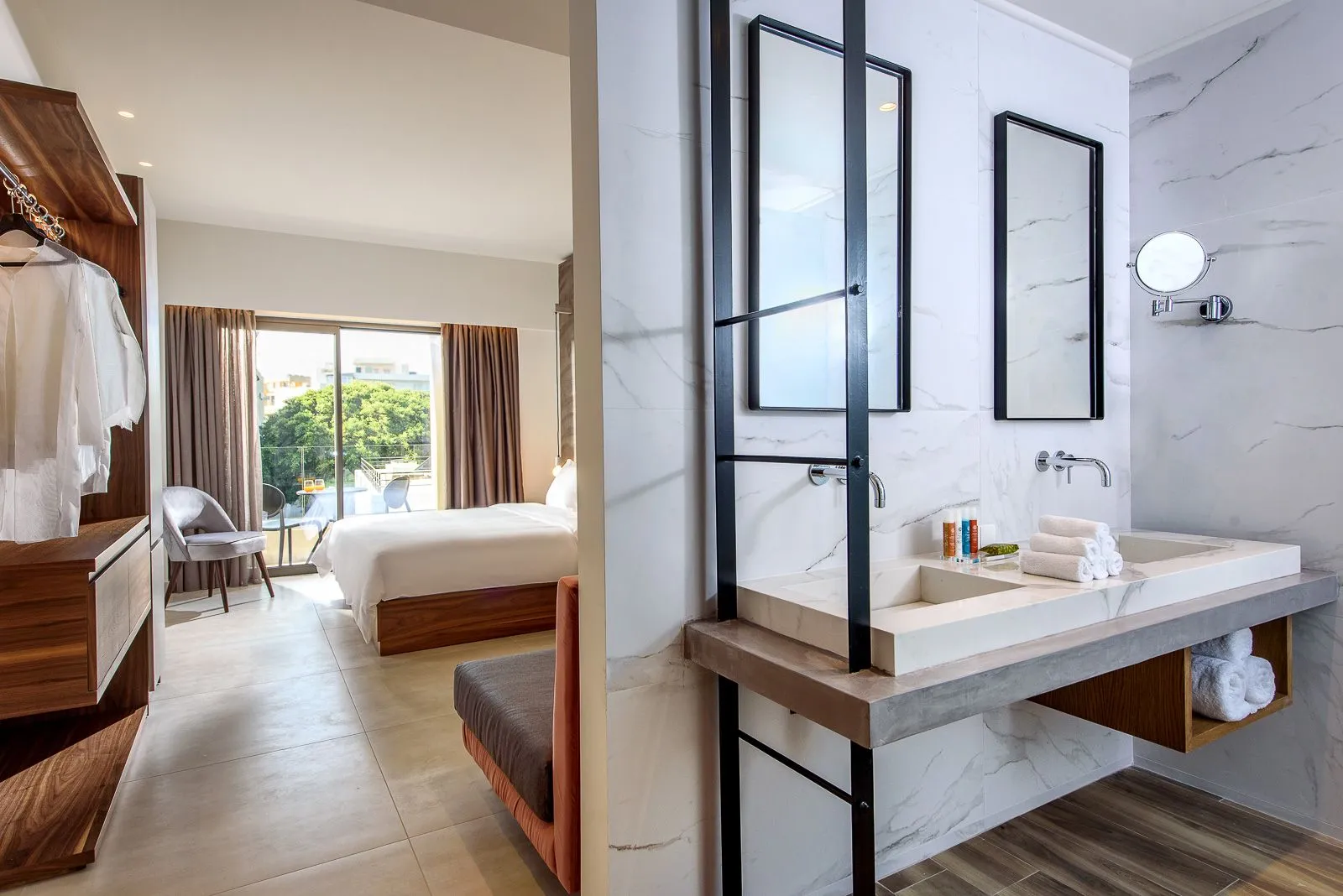 Superior Deluxe Triple Room
