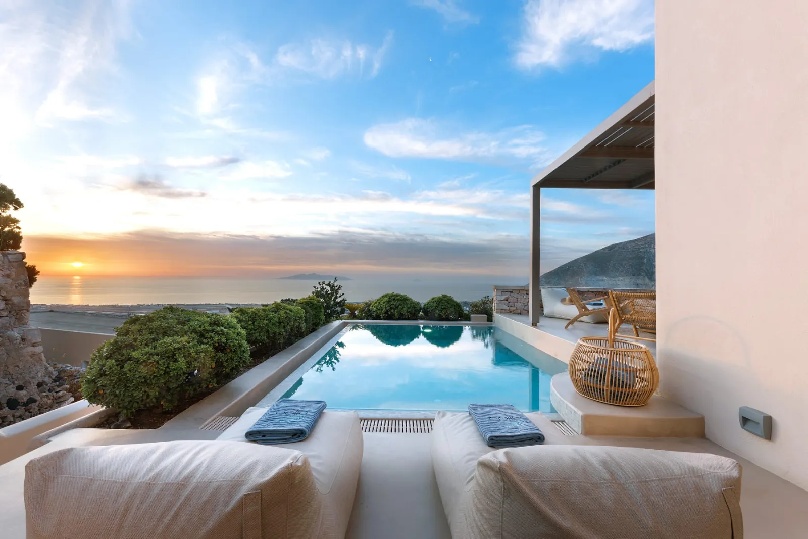 FIVE Bedrooms Senior Villa 170m&sup2; with Private Pool