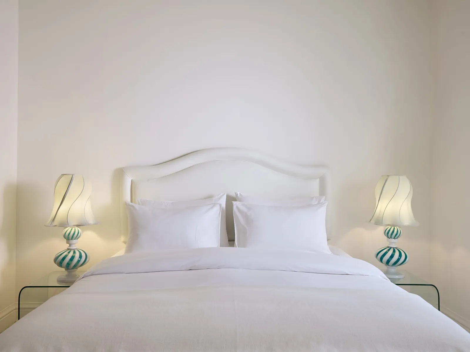 Deluxe Suite Main Building Sea View