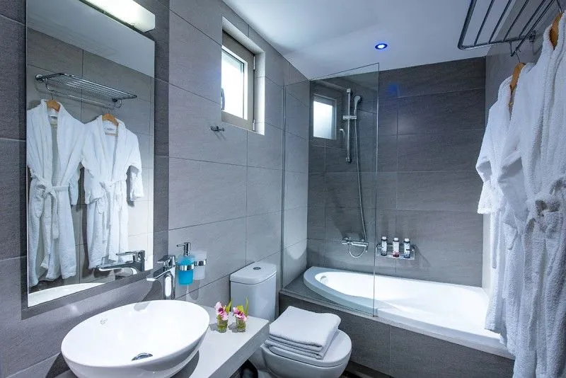 Mini Suite with Hot Tub Sea View