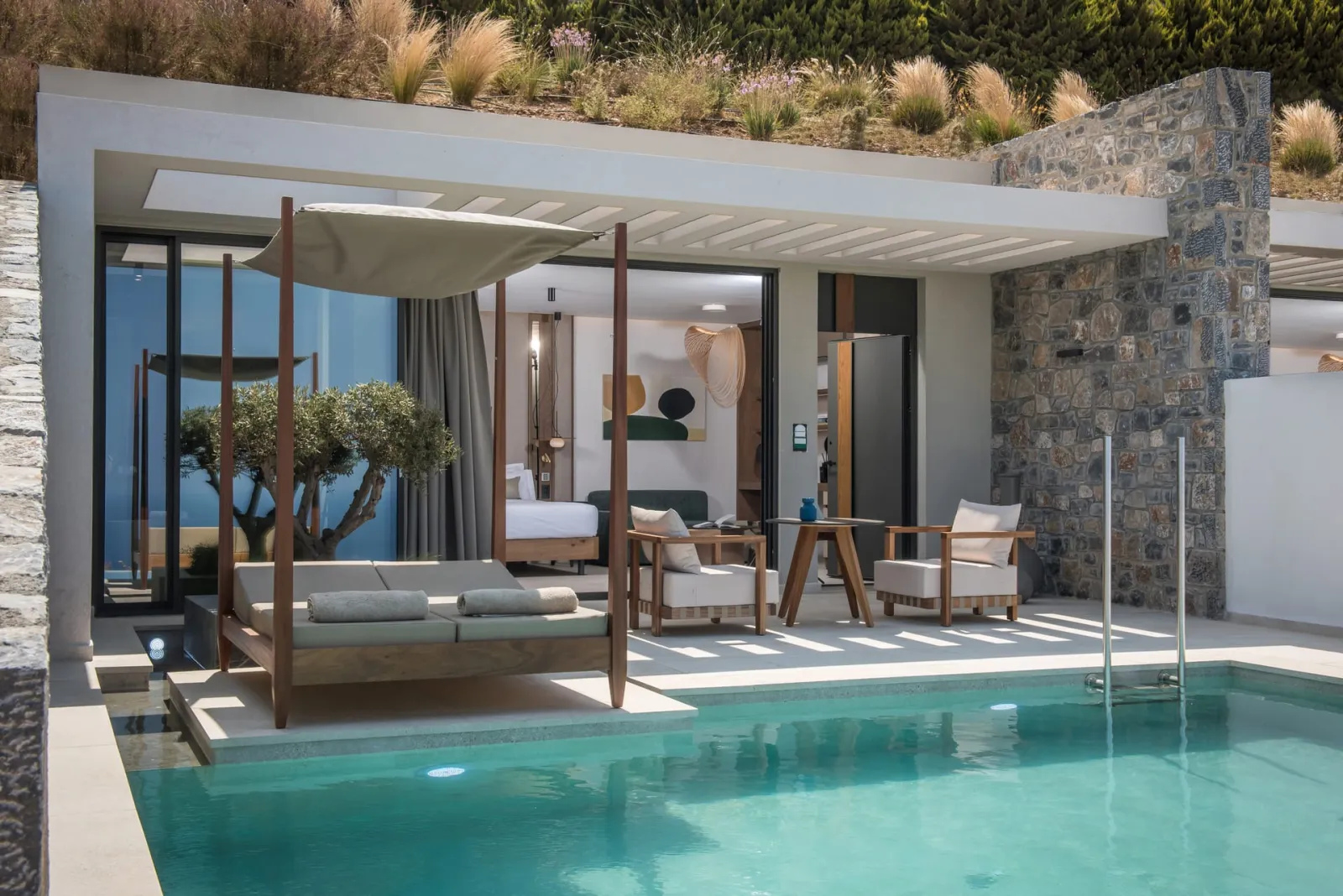 Cave Suite with Private Pool Sea View