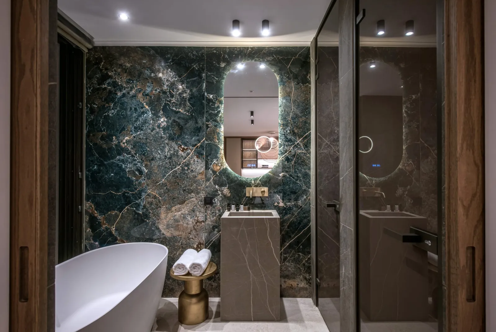 Cave Suite with Private Pool Garden View
